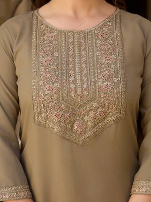 Women's pista rayon sequin embroidered kurta pant set with solid chinon dupatta 5