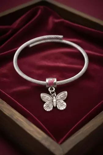 Nvr women silver plated adjustable butterfly bracelet