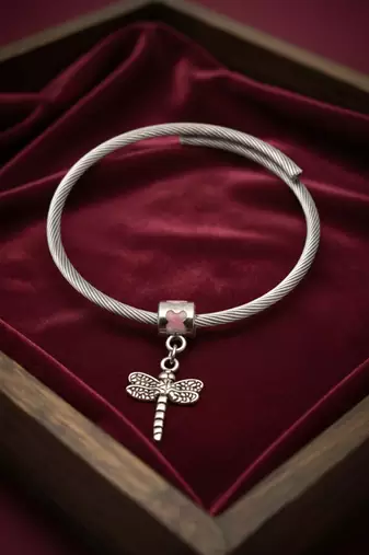Nvr women silver plated adjustable charm bracelet