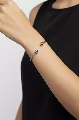 Nvr women silver plated plain ball handmade cuff bracelet