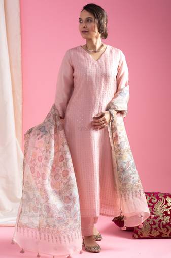 Women's pink viscose chanderi sequin stone embroidery v-neck kurta pant set with printed organza dupatta