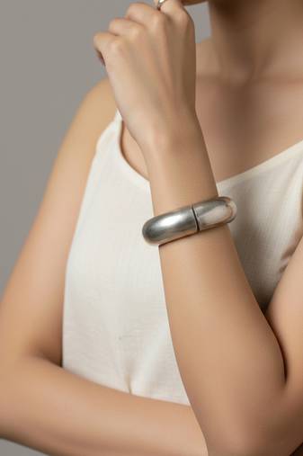 Nvr silver plated plain hinged kada bangle for women