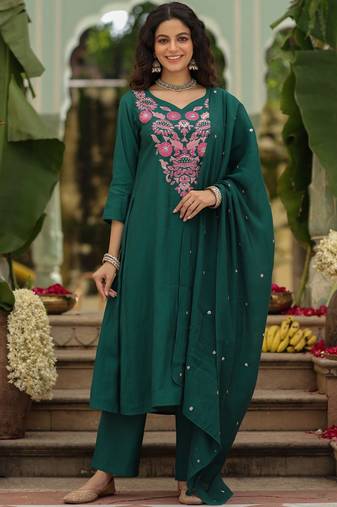 Women's green viscose rayon sequin stone embroidered v neck kurta pant set with chanderi dupatta