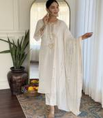 Women's off white viscose chanderi embroidered kurta pant set with jacquard dupatta