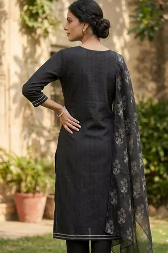 Arriva fab women's ply spun embroidered plain kurta set with dupatta