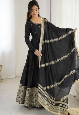 Black anarkali gown set 3