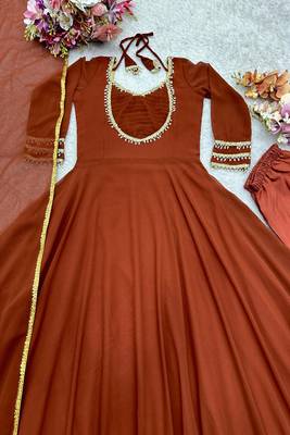 brown anarkali gown with dupatta 3