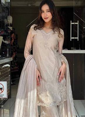 Light grey festive suit set 3