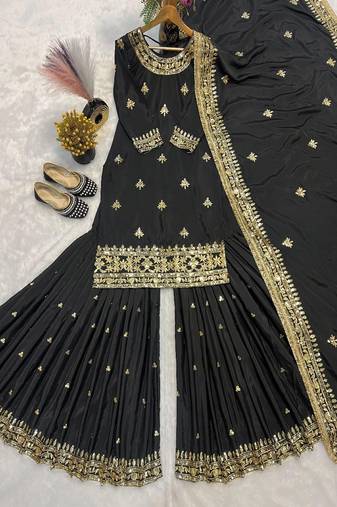 Black and gold party wear set