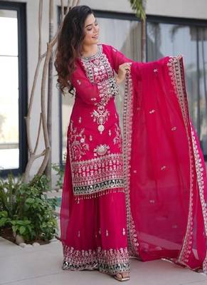 Deep pink heavy embroidered lehenga set 4