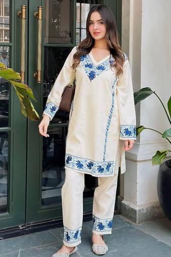 women pure cotton embroidery white kurta with pant