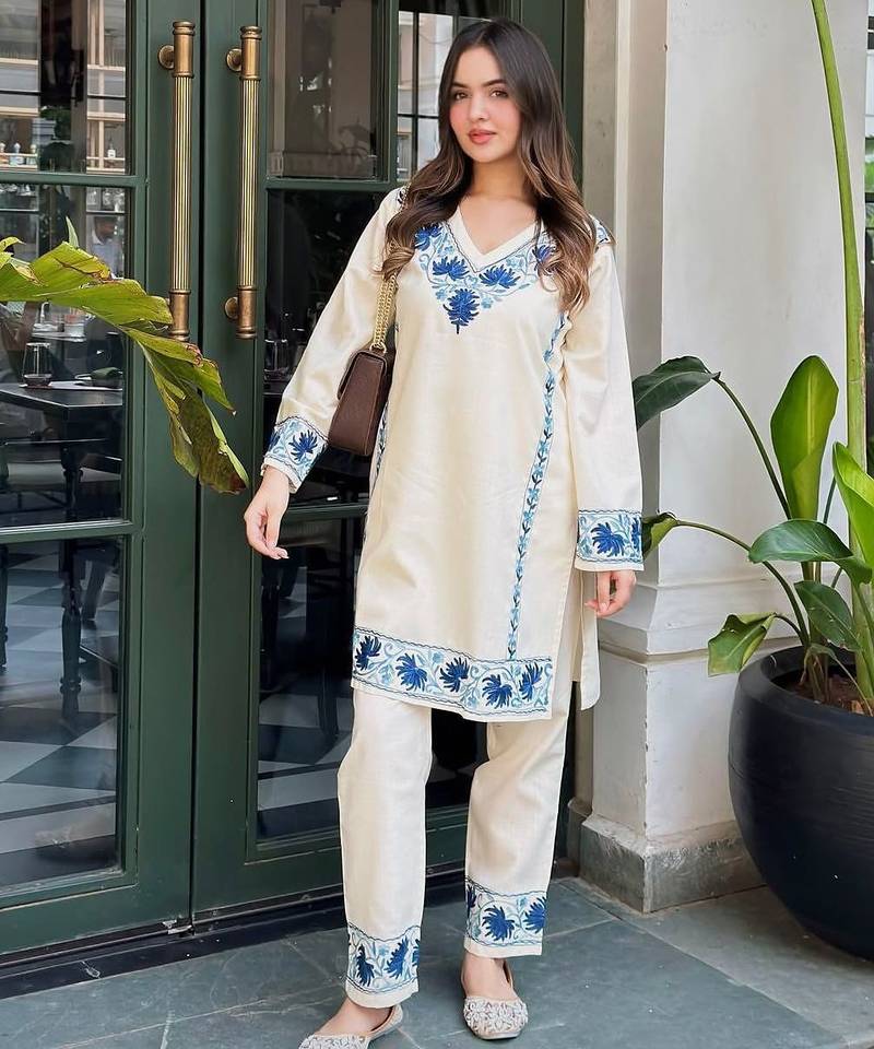 women pure cotton embroidery white kurta with pant