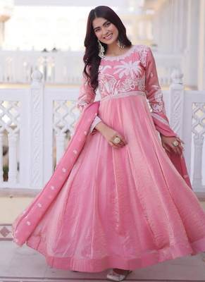 Pink anarkali suit 3