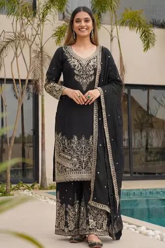 Black embroidered kurta set