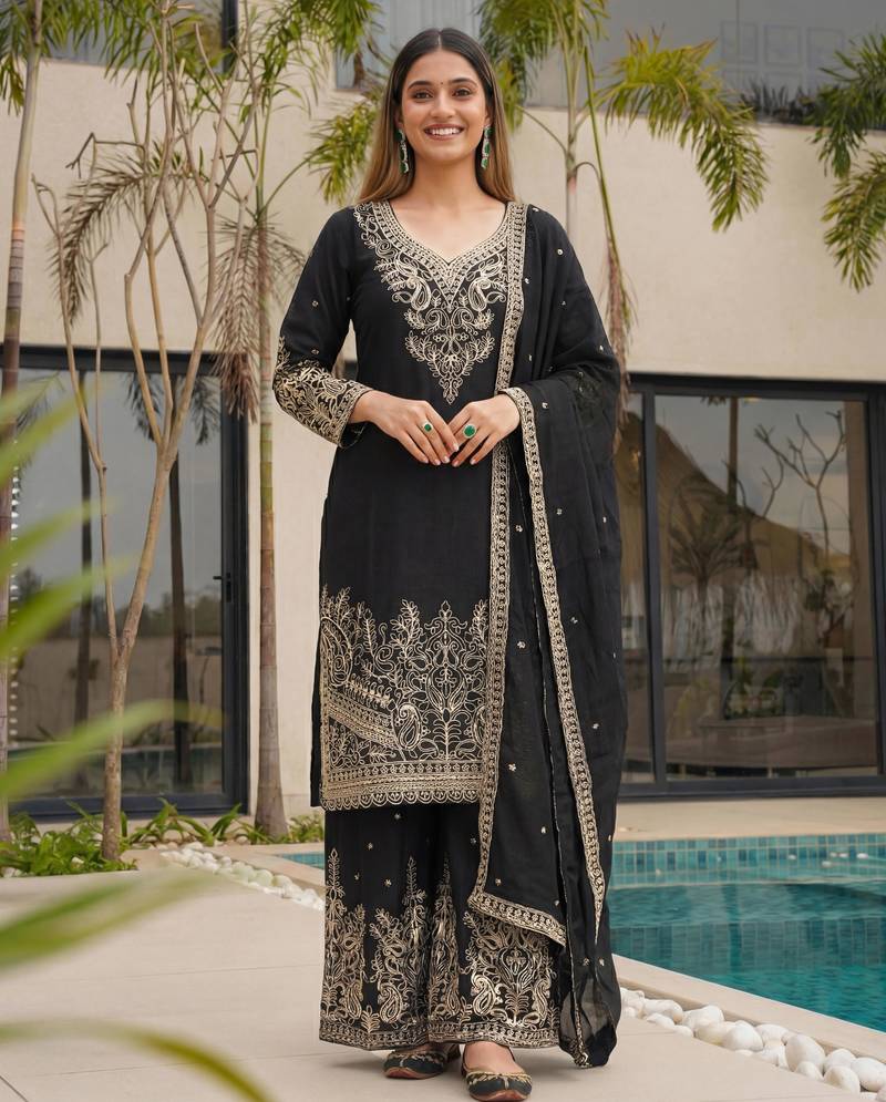 Black embroidered kurta set