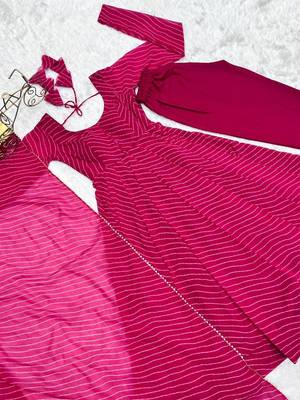 Dark-pink designer kurta set 4