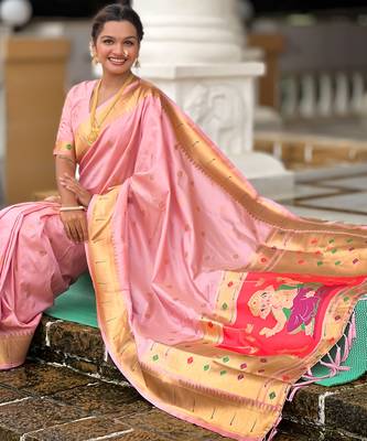 Soft paithani silk saree with zari weawing motifs design and meenakari weawing rich pallu 5