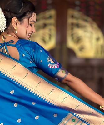Soft paithani silk saree with zari weawing motifs design and meenakari weawing rich pallu 2