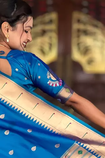 Soft paithani silk saree with zari weawing motifs design and meenakari weawing rich pallu