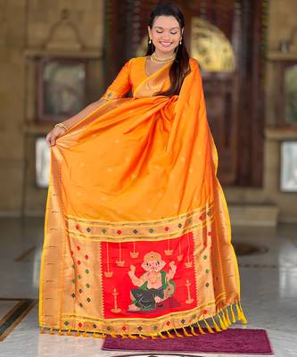 Soft paithani silk saree with zari weawing motifs design and meenakari weawing rich pallu 2