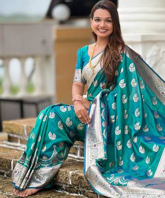 Soft banarasi silk saree with zari weaving meenakari touchup design all over the saree 4