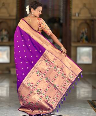 Soft paithani silk saree with zari weawing motifs design and meenakari weawing rich pallu 3