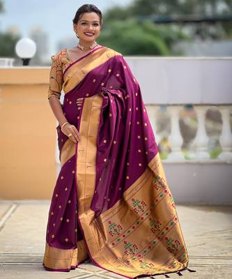 Soft paithani silk saree with zari weawing motifs design and meenakari weawing rich pallu 4