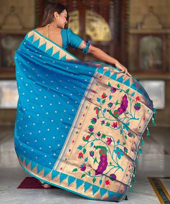 Soft paithani silk saree with zari weawing motifs design and meenakari weawing rich pallu 2