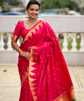 Soft paithani silk saree with zari weawing motifs design and meenakari weawing rich pallu 3