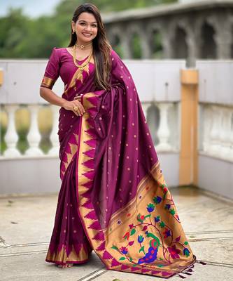Soft paithani silk saree with zari weawing motifs design and meenakari weawing rich pallu 4