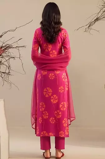 Pink printed georgette kurta set