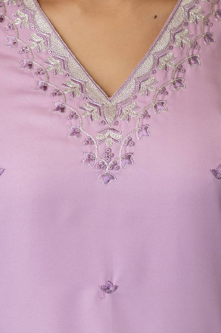 Lavendar elegant ready-made viscose rayon kurti set with dyed chanderi cotton dupatta