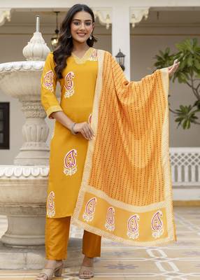 Yellow trendy ready-made rayon kurti set with printed chanderi cotton dupatta 1