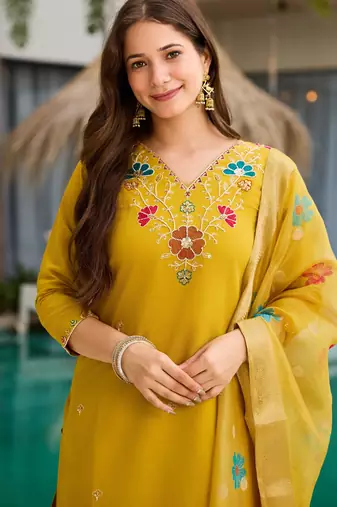 Yellow embroidered beads viscose gadhwal kurta set with dupatta