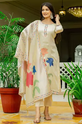 Off white embroidered viscose assam silk kurta set with dupatta