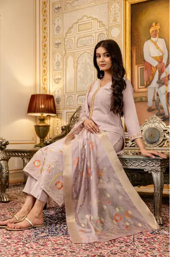 Lavender embroidered viscose simmer kurta set with dupatta