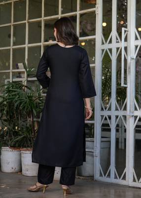 Black embroidered viscose rayon kurta set with dupatta 4
