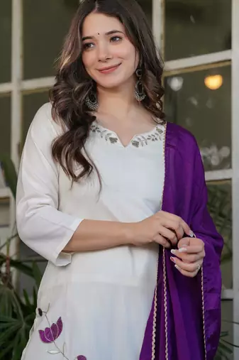 White embroidered viscose rayon kurta set with dupatta