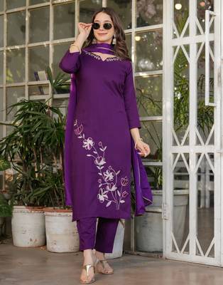Purple embroidered viscose rayon kurta set with dupatta 1