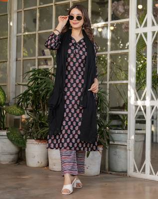 Black floral printed cotton kurta set with dupatta 1