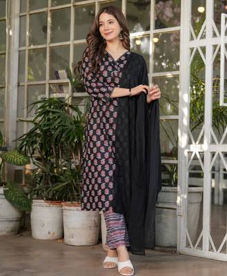 Black floral printed cotton kurta set with dupatta 2