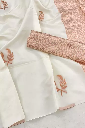 white silk blend banarasi saree with unstitched blouse piece