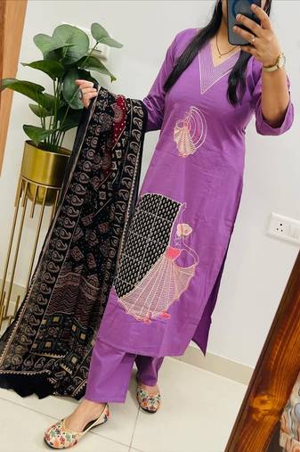 Floral embroidered v neck pure cotton kurta trouser & dupatta set