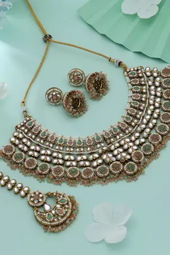 Pink & pista green color kundan necklace set