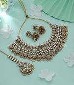 White color kundan necklace set