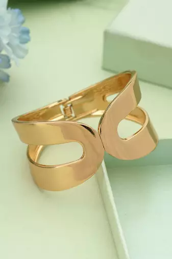 Gold color openable anti tarnish bracelet