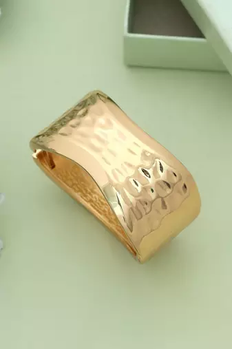 Gold color openable anti tarnish bracelet