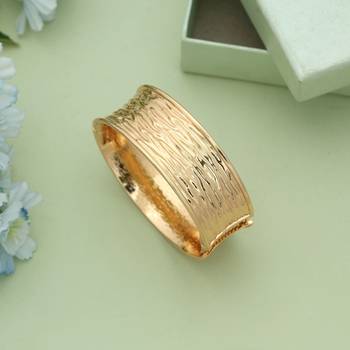 Gold color openable anti tarnish bracelet 2