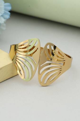 Gold color openable anti tarnish bracelet