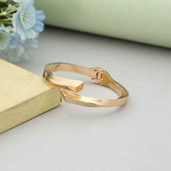 Gold color openable anti tarnish bracelet 1